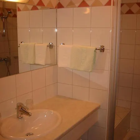 Schmirl 3* Puchberg am Schneeberg